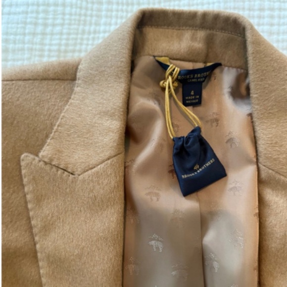 Brooks Brothers Blazer - Medium - Picture 3 of 4